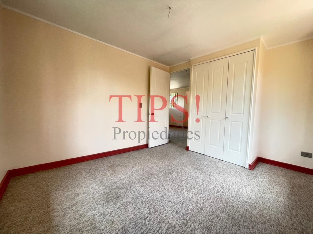TIPSPROPIEDADES VENDE CASA EN AV. CONSISTORIAL, PEÑALOLEN