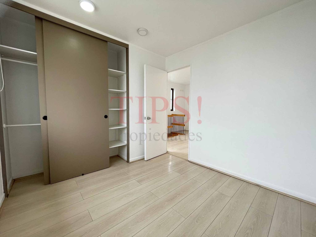 TIPSPROPIEDADES VENDE CASA EN Av. MIRAFLORES 1337, PEÑAFLOR