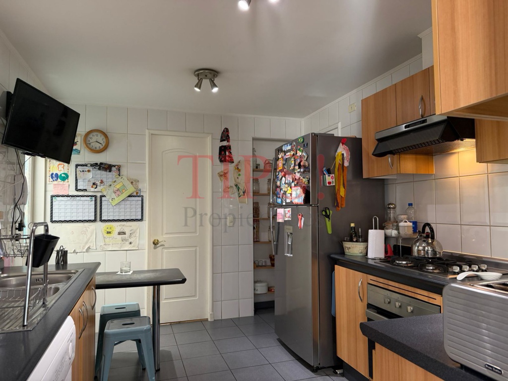 TIPSPROPIEDADES VENDE CASA EN CALLE BLUDENZ ALT. 4900, LO BARNECHEA