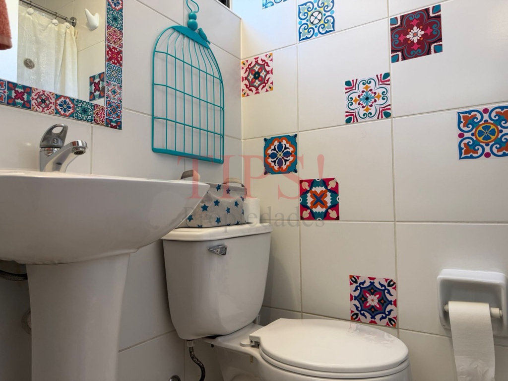 TIPSPROPIEDADES VENDE CASA EN CALLE BLUDENZ ALT. 4900, LO BARNECHEA