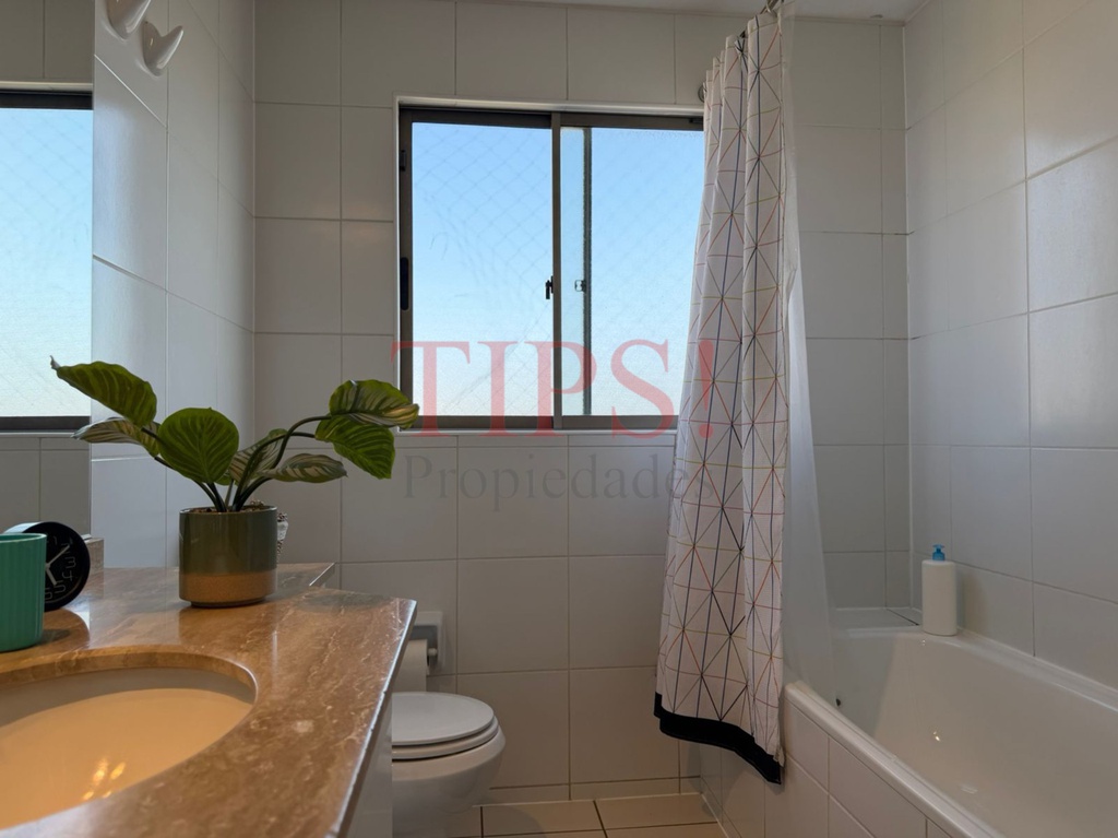 TIPSPROPIEDADES VENDE CASA EN CALLE BLUDENZ ALT. 4900, LO BARNECHEA